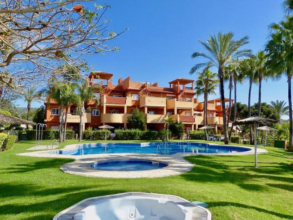 2 BED Penthouse apartment in La Reserva de Marbella - 4