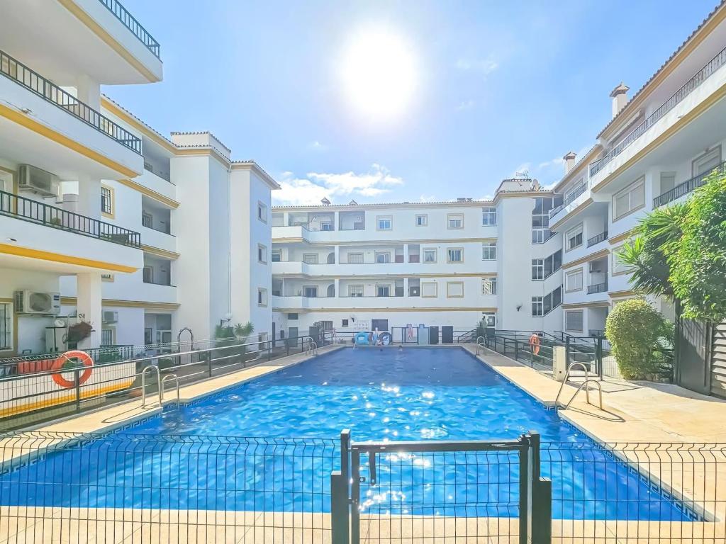 3 bed penthouse apt La Cala close to beach - 1