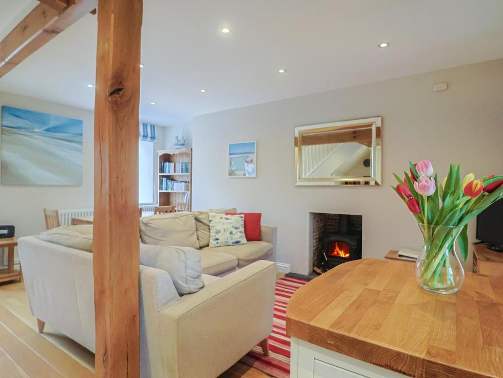 Half Moon Cottage, Lyme Regis photo 2