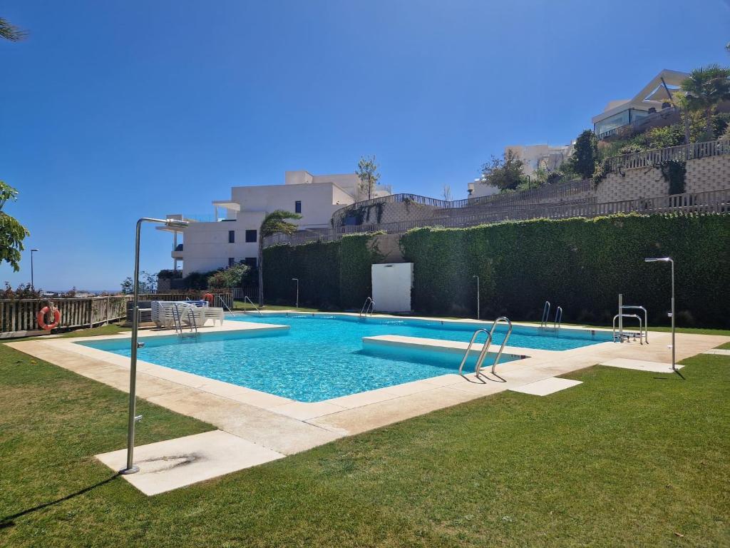 Modern 3 bed garden apt next to pool Casa Banderas - 2