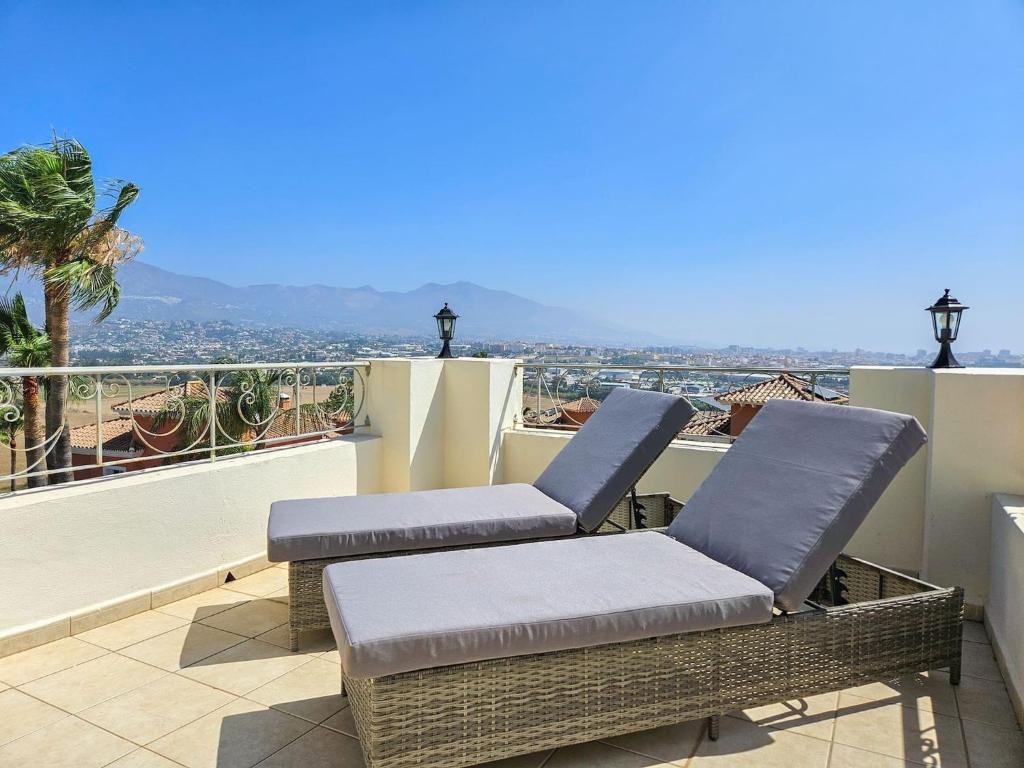 5 bed villa with pool in Cerros de Aguila - 5