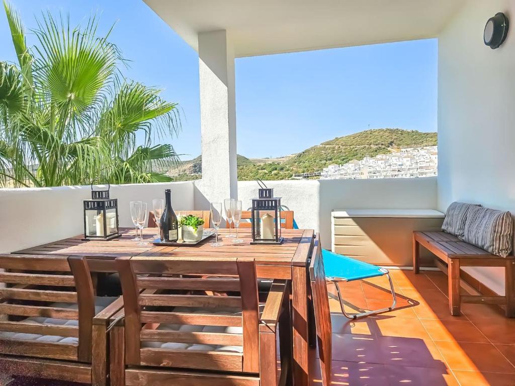 Apt with views over Valle Romano Golf Estepona - 5