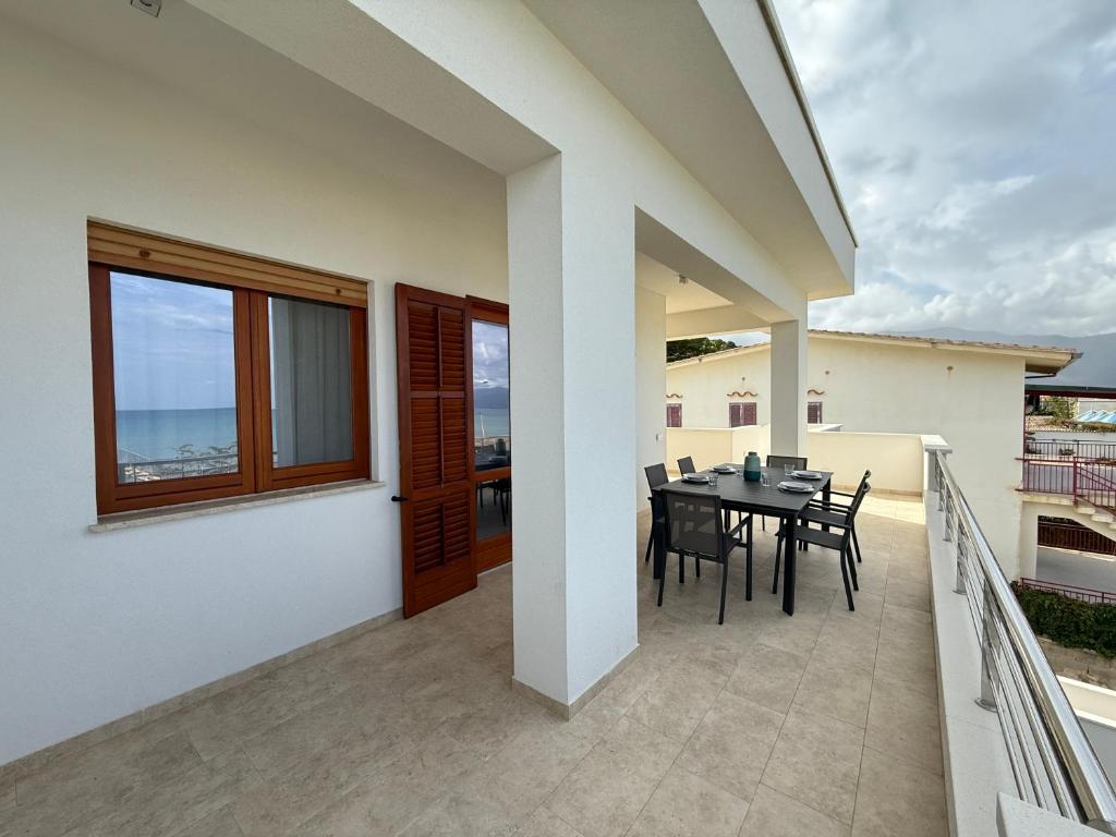 Brezza Marina Apartment, 50 mt dalla spiaggia - 4
