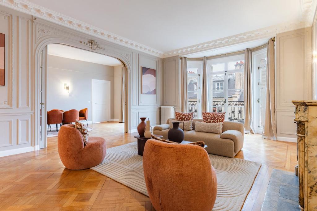 Exceptional Luxury Apartment near Avenue Foch in Paris 16th - 1