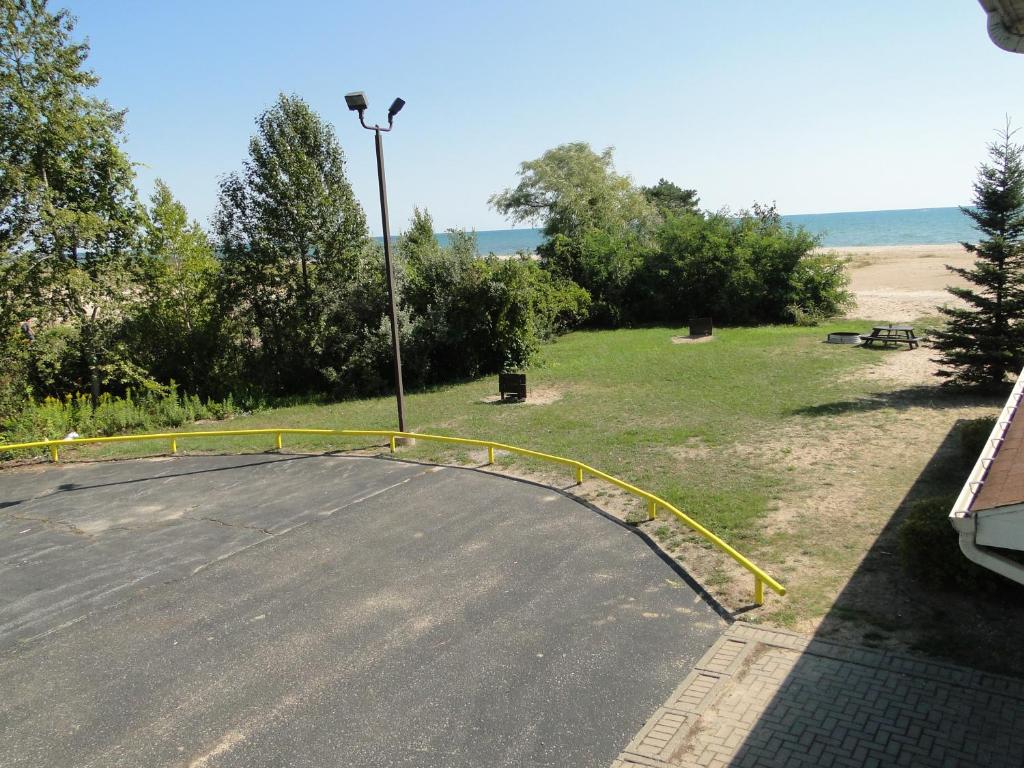 Oscoda Lakeside Hotel photo