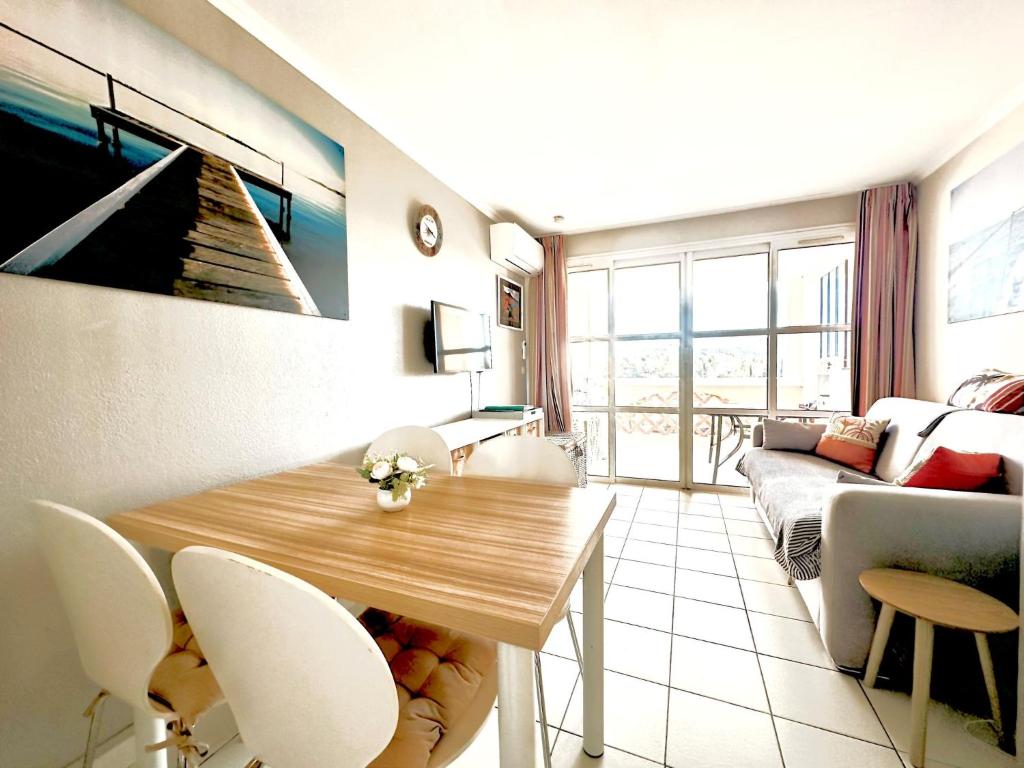 Studio L'Esquinade - F3 113 by Interhome - 3