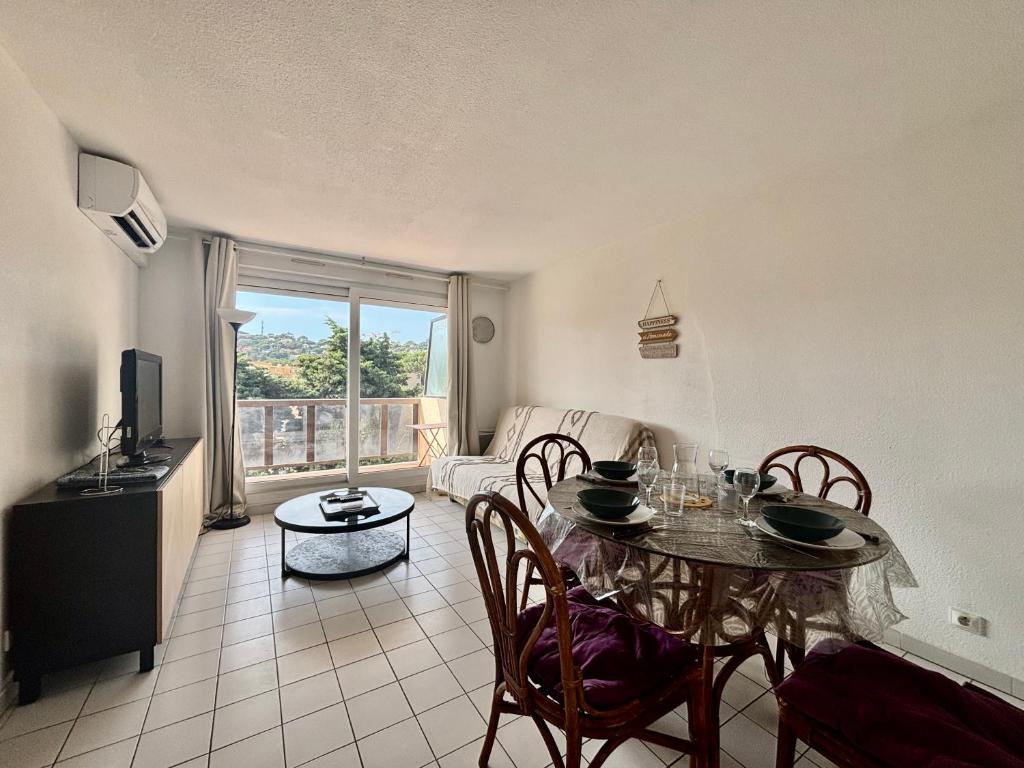 CA089-307 APPARTEMENT 4 Personnes CENTRE VILLE CAVALAIRE - 5