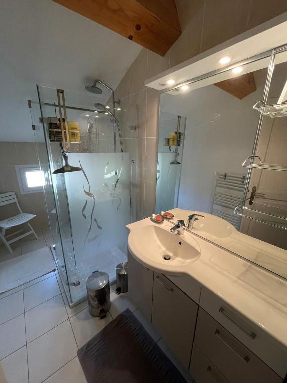 Magnifique Villa - Piscine - Climatisation - 4 Chambres - 8 Personnes - 2