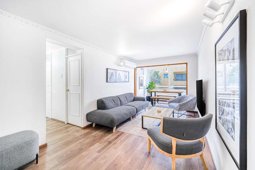 Providencia Lounge 2D, WiFi & Parking - 1