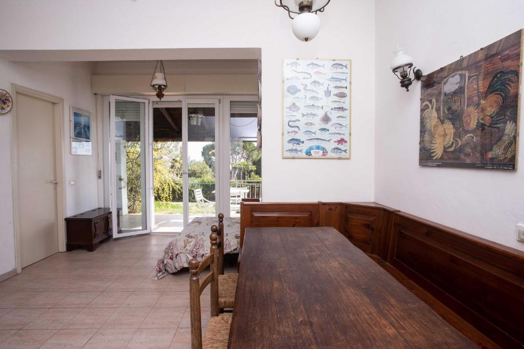 N110 - Numana, villa con giardino e vista mare - 2