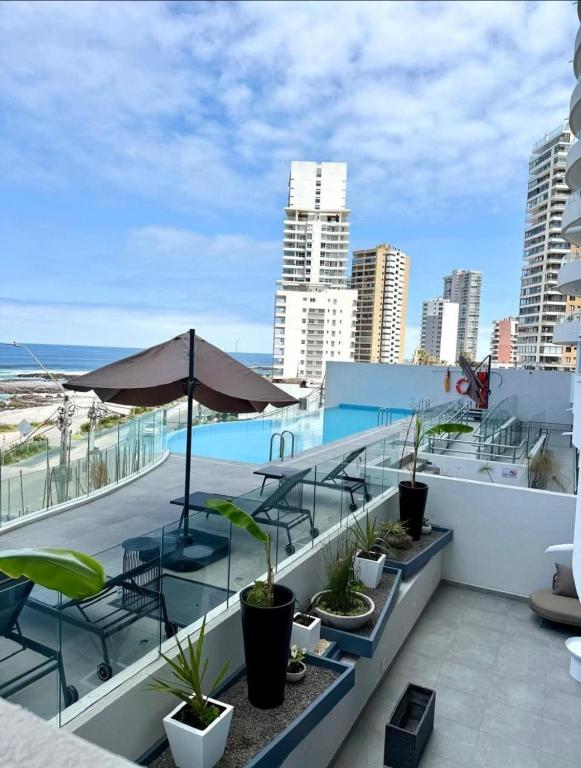 Oceanfront apartment in Cavancha 1 district - 2