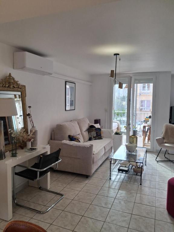 Appartement CORNICHE SETE - 1
