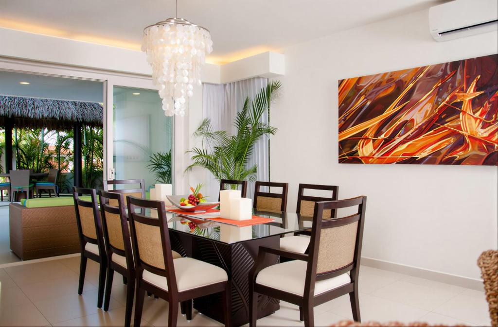 Three-Bedroom Villa - Distinct - 5