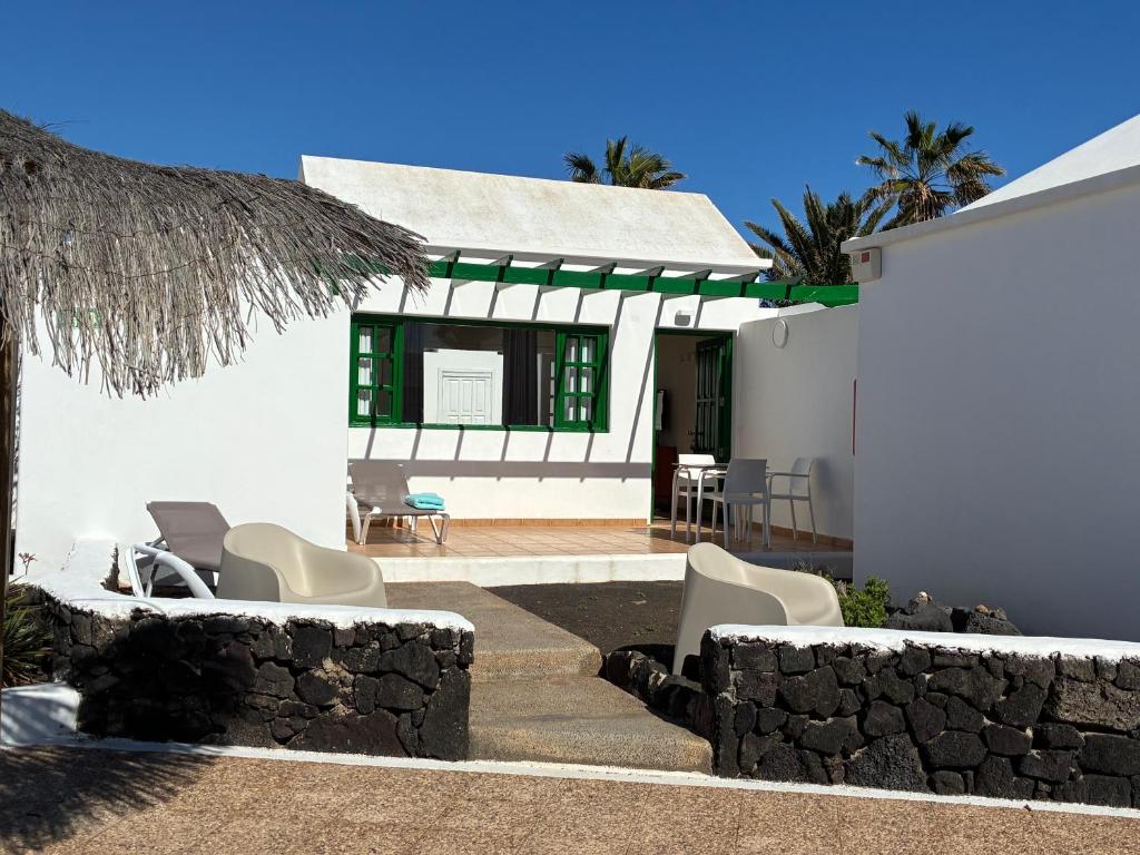 CASA MACA sea view & beach front - 1