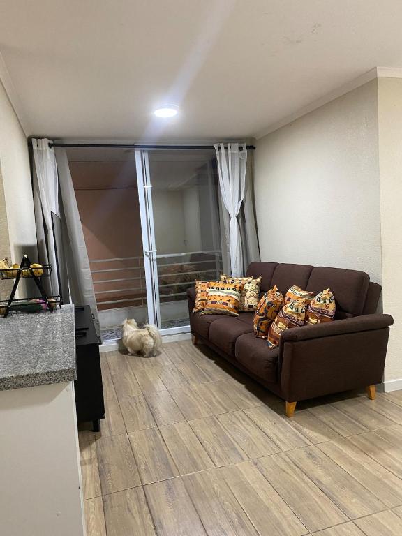 Quarto mobiliado em condomínio - 2