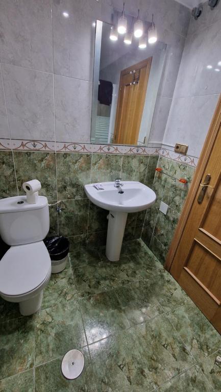 Apartamentos Deluxe San Julian - 4