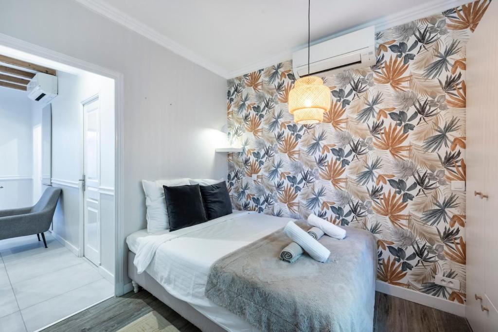 Antibes Townhouse Near Port & Old Town - 4