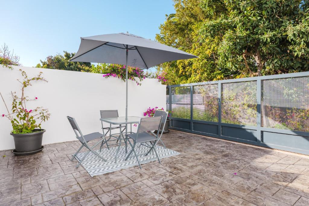 Charming townhouse with parking in La Laguna - 4
