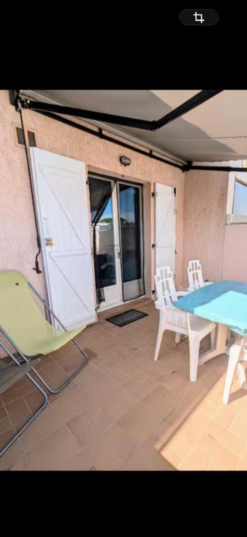 Studio avec coin nuit Terrasse parking - 5