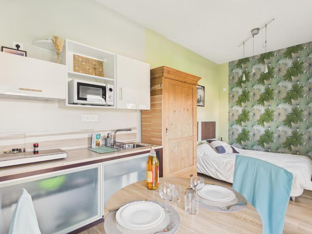 Charmant gîte pour 2 avec jardin - 1
