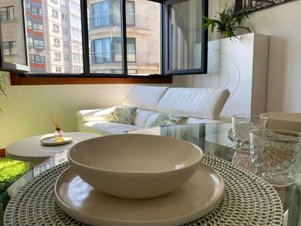 Bright Apartment in Vigo with Stunning City View - 4