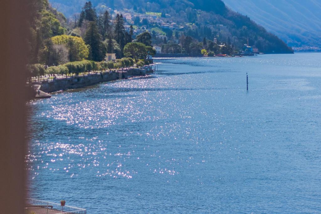 Dimora Cavour Stunning Lakeview - 3