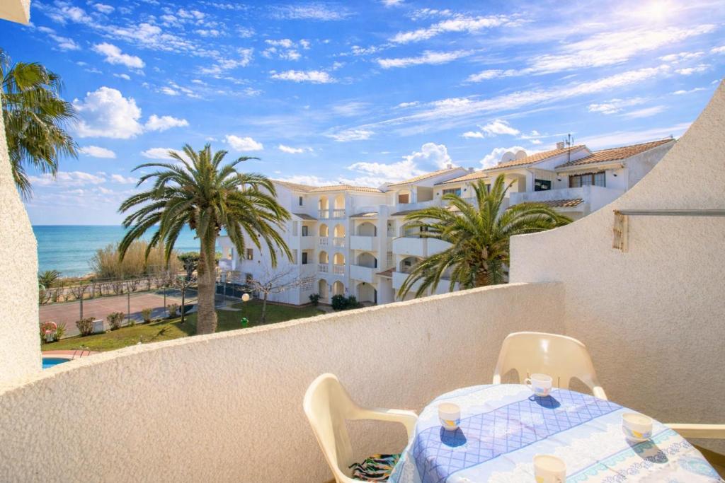 Apartamento frente al mar con terraza PLAYA ROMANA Albert Villas - 2