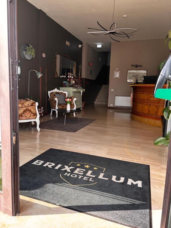 HOTEL BRIXELLUM フロント・ロビー