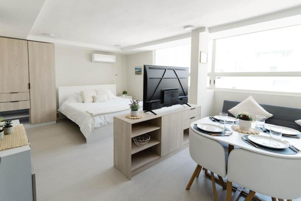 Loft Premium Monterrey | Espacioso + Netflix - 1
