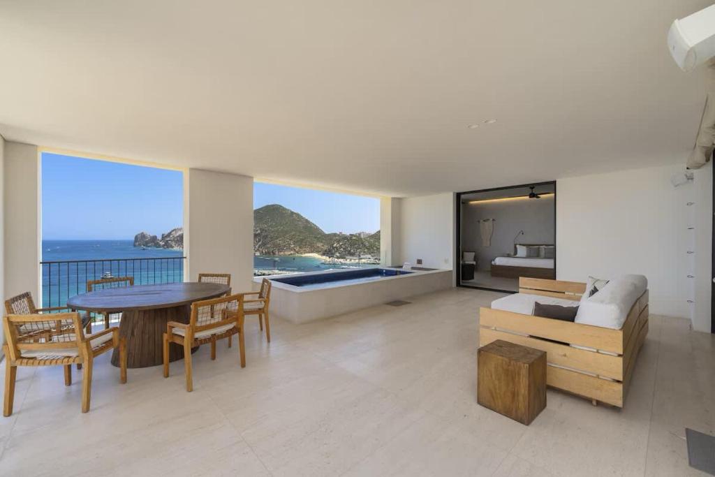 Medano Beach Cabo Resort 3 bedroom steps to marina - 3