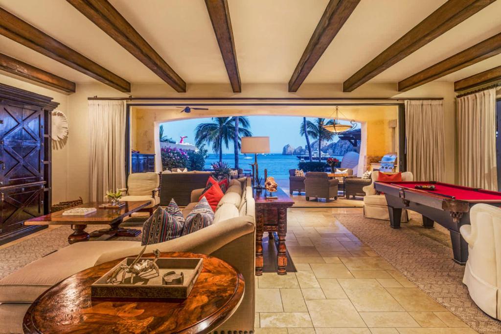 HACIENDA BEACH CLUB BEACH FRONT 4 BE34DROOM VILLA CAN BE RENTED AS A 3 BEDROOM - 2