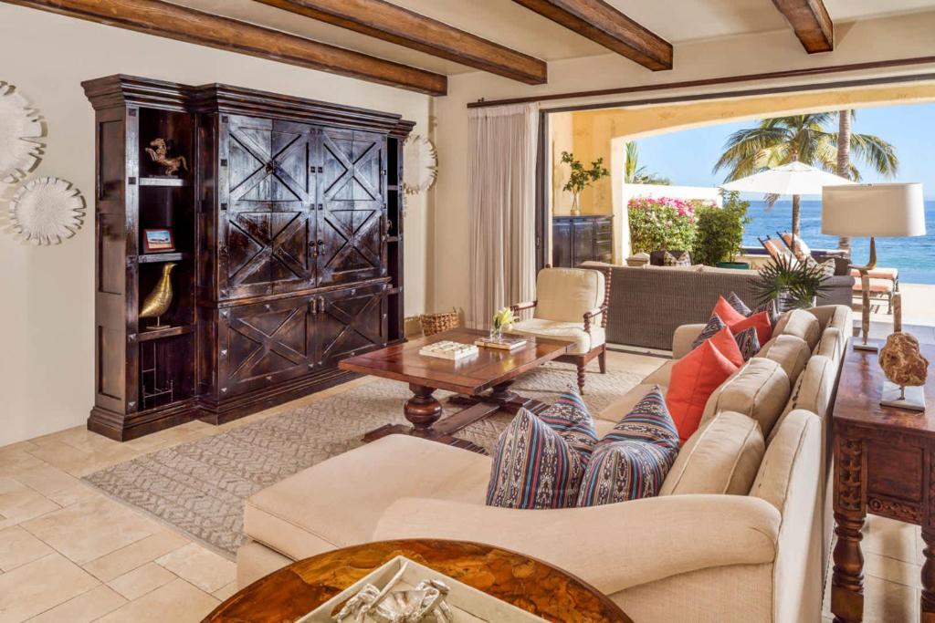 HACIENDA BEACH CLUB BEACH FRONT 4 BE34DROOM VILLA CAN BE RENTED AS A 3 BEDROOM - 4