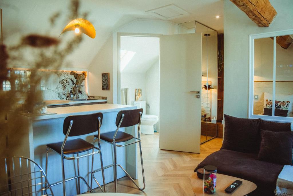 La Suite Media, Elégante suite en centre-ville, appartement avec vue - 3