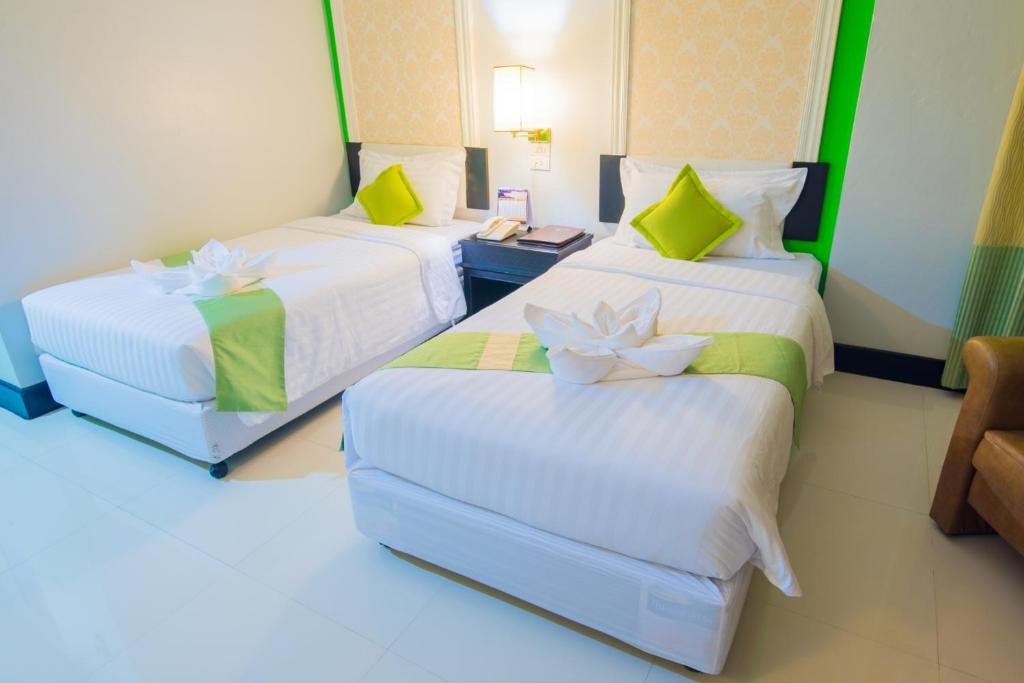Asawann Hotel (SHA Extra Plus) photo