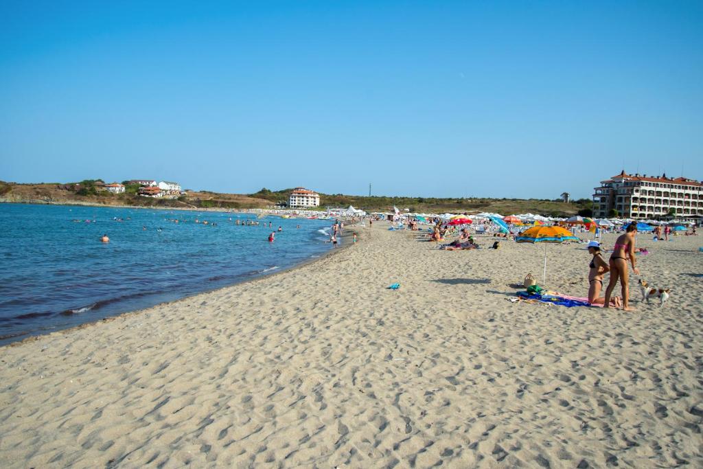 South Beach Hotel - New Management and Free Beach Access photo