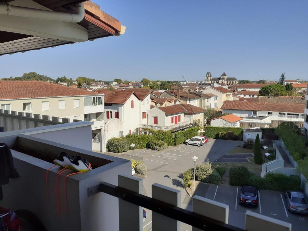 Studio cosy avec balcon Vue sur les toits de Dax - 2