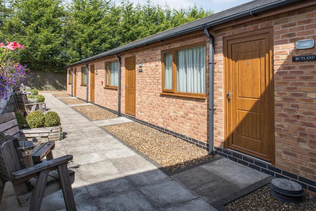 Spanhoe Lodge, Harringworth photo 8