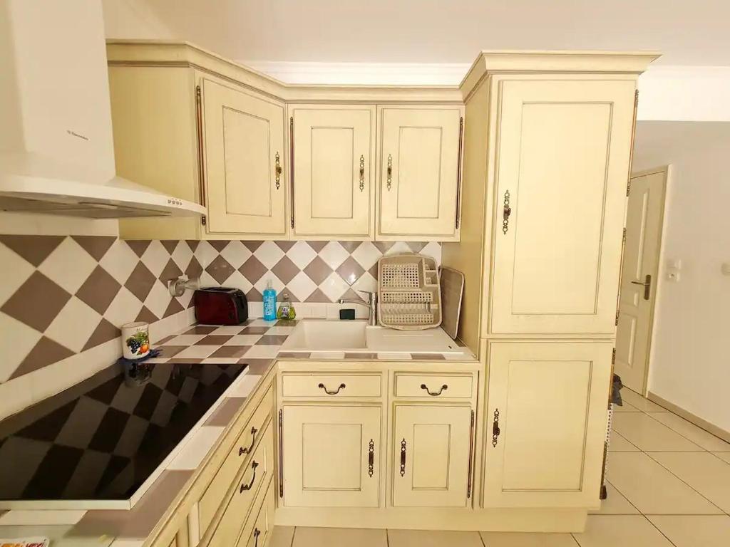 Appartement en centre-ville en rez-de-jardin - 3