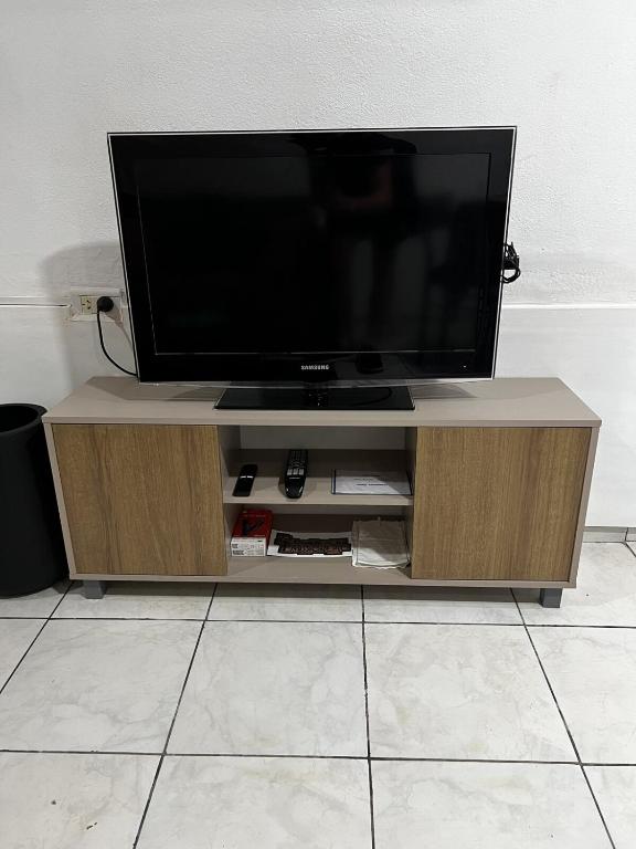 Relax en el Centro, Moderno Depto con AC y Estilo - 5