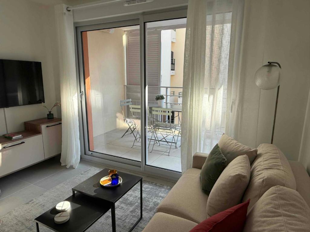 Les Terrasses d'Antibes - 2BR Duplex with Terrace - 5