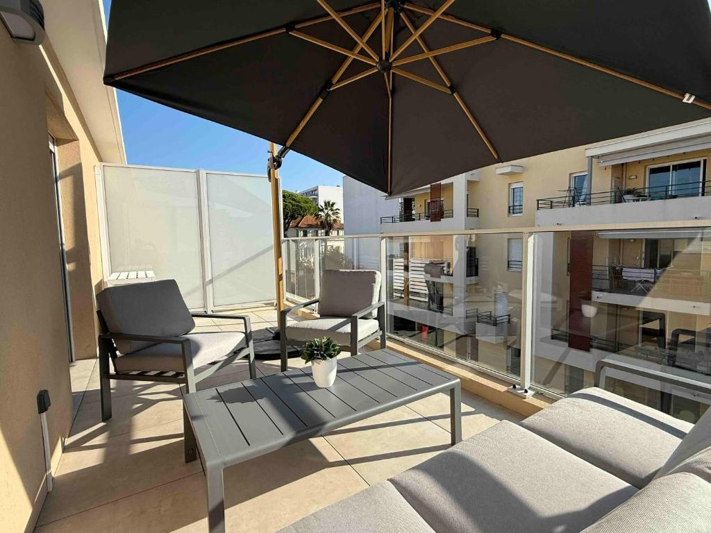 Les Terrasses d'Antibes - 2BR Duplex with Terrace - 1