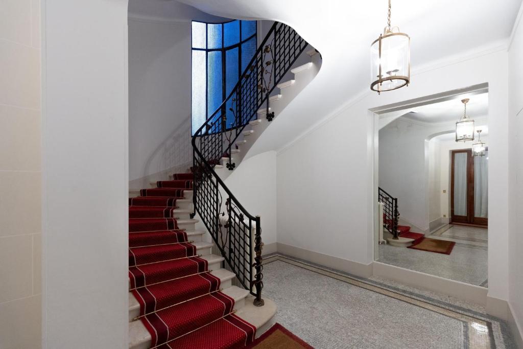 Spacious Apartment - Arc de Triomphe - 3