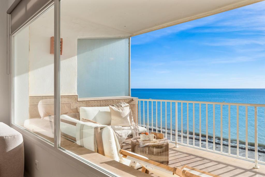 Vista Mar y Sol Apartment Estepona - 1