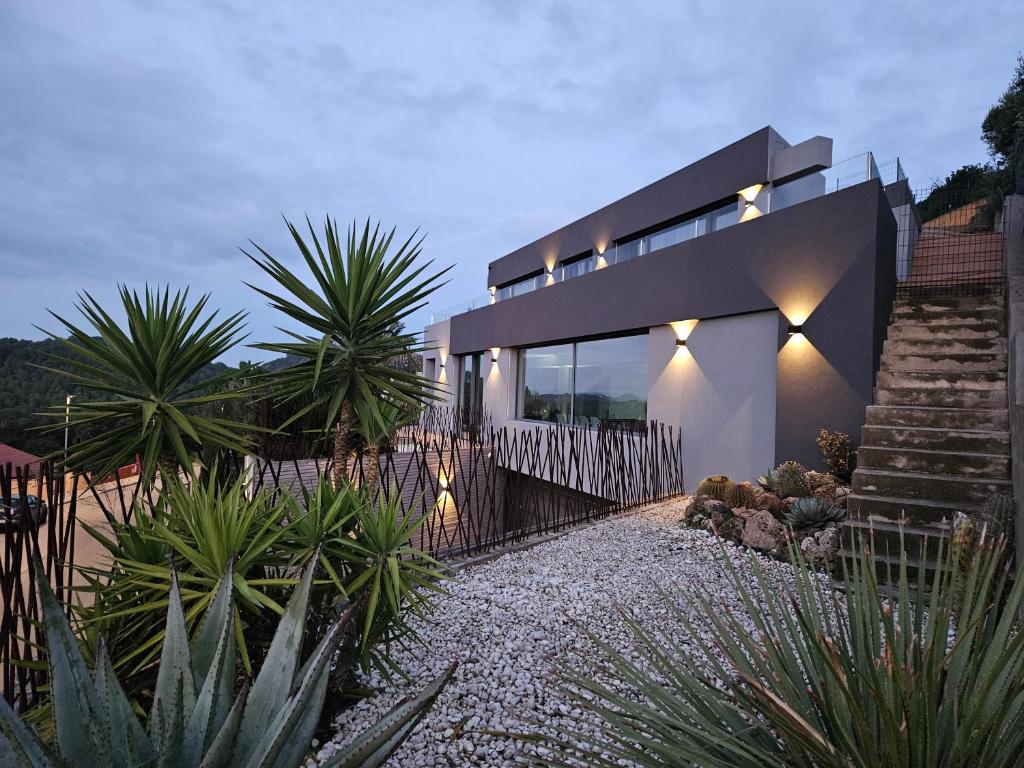 Casa Lou, architect villa with heated pool at Begur, 470m2 - 1