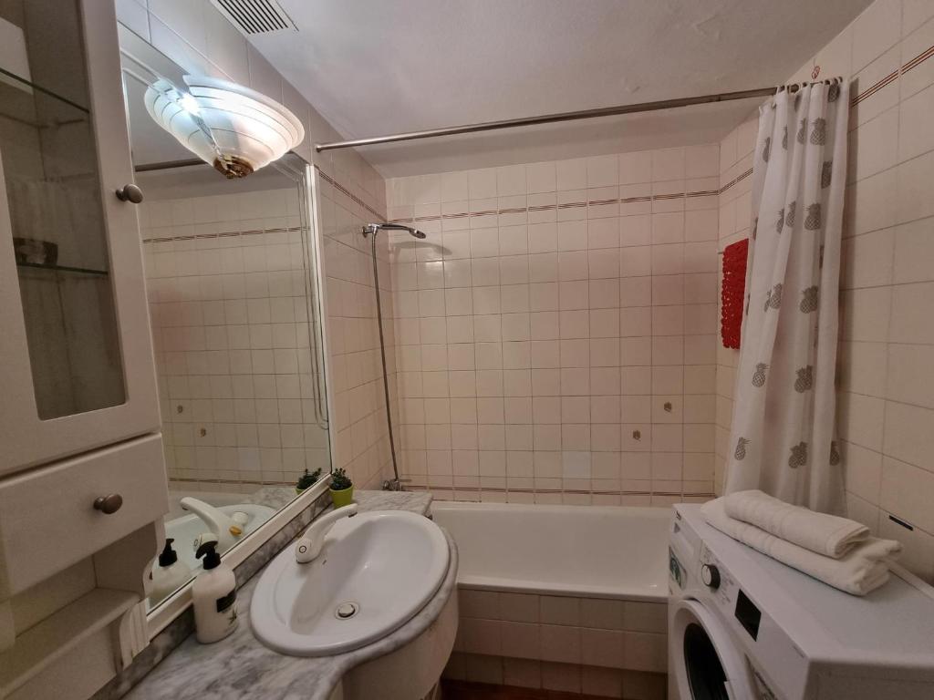 Apartamento acogedor con terraza a 400m de la playa - HISP-236-134 - 4