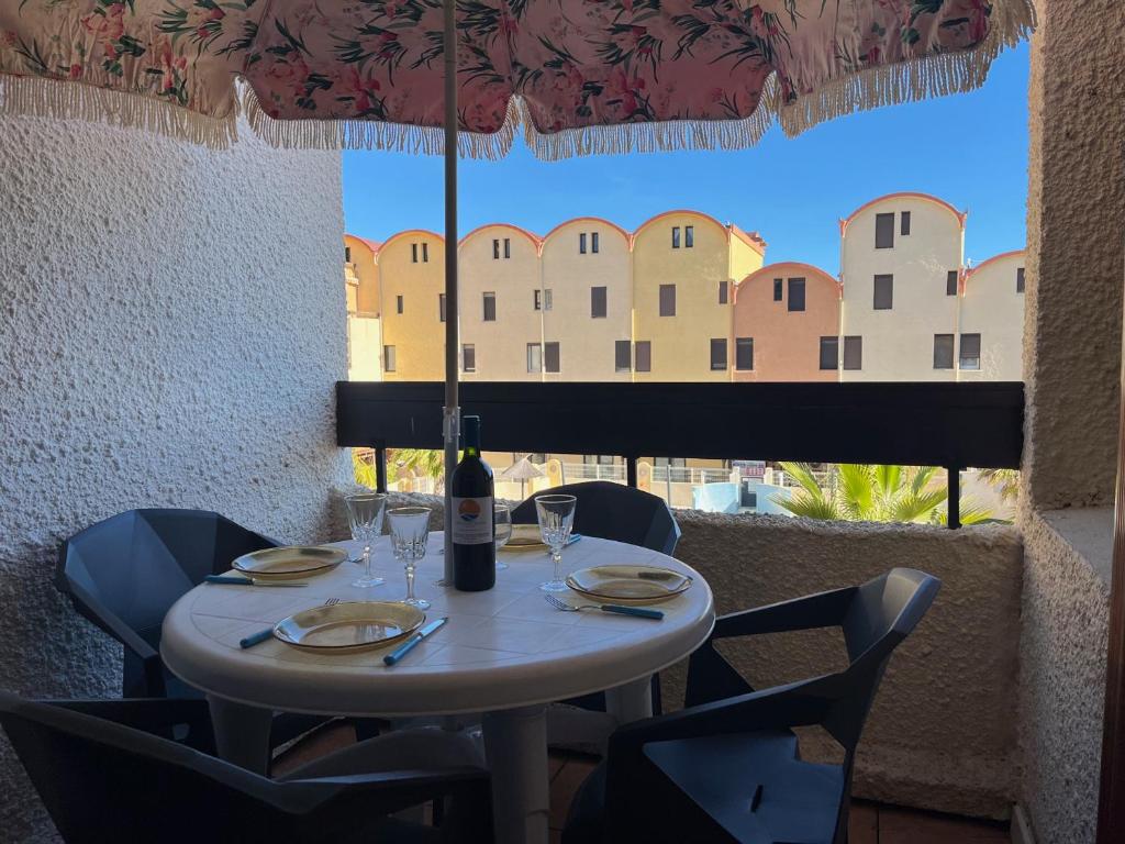 Studio Familial Piscine, Parking, Proche Plage - Idéal 4 pers, Budget Serré, Gruissan - FR-1-796-58 - 1