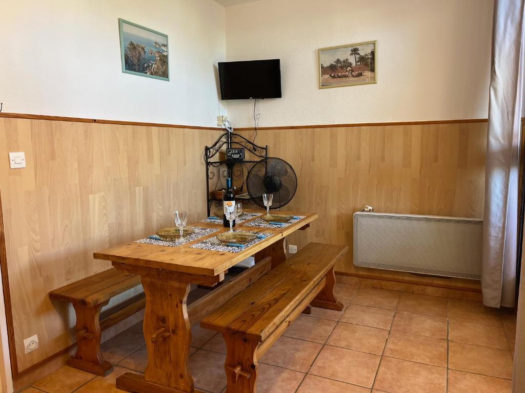 Studio Familial Piscine, Parking, Proche Plage - Idéal 4 pers, Budget Serré, Gruissan - FR-1-796-58 - 3