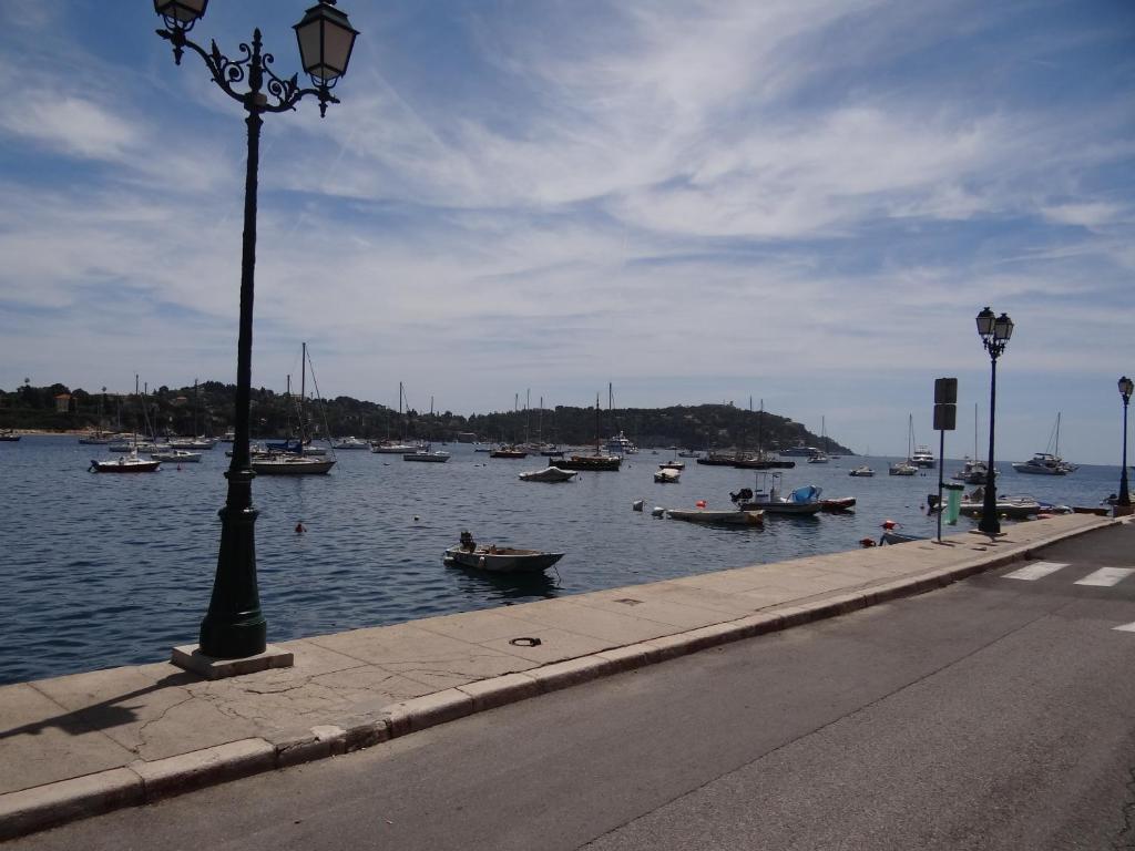 Les pieds dans la mer Best place - 2
