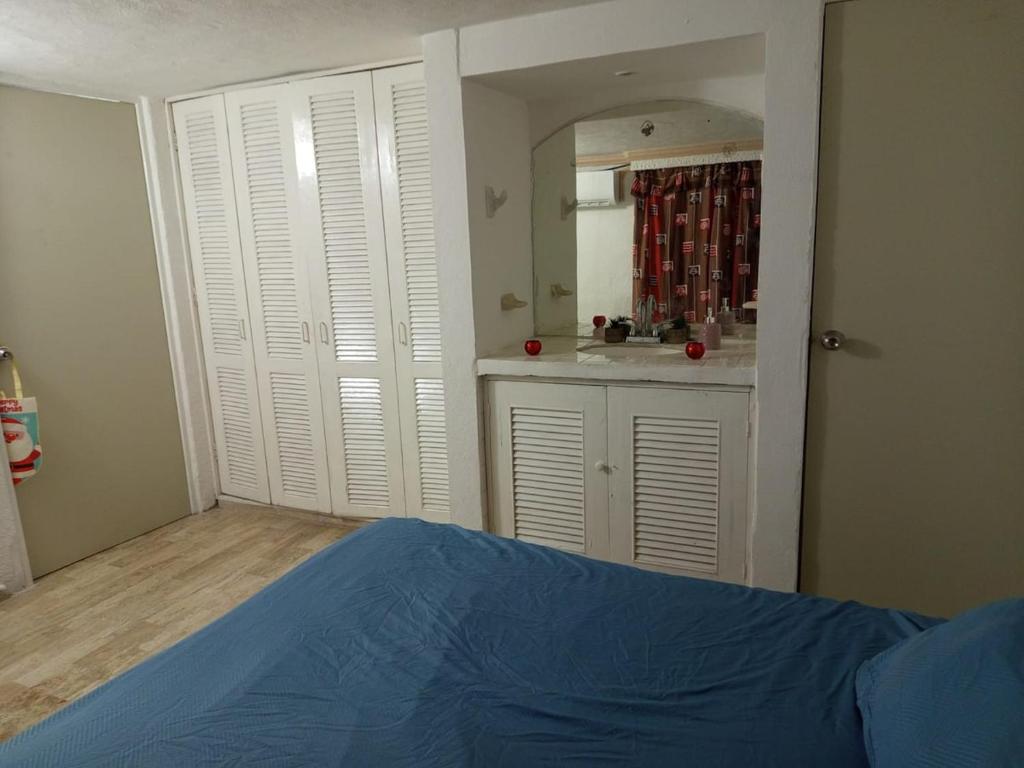 Excellent location in the hotel and restaurant area - 5