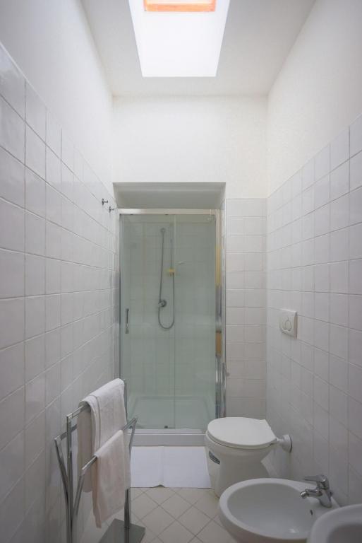 Appartamento 4 Posti Letto con Patio e Parcheggio - 4